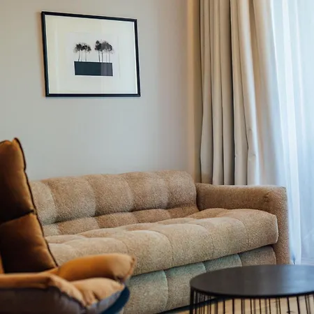 Peakture Hotel
